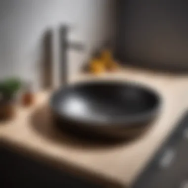 Final aesthetic result of a round sink installed in a modern kitchen